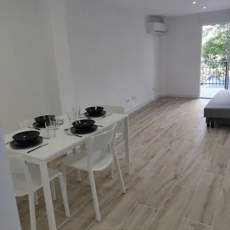 Lovely 2 Bed 2 Bath Near To Beach: Amposta * Salou